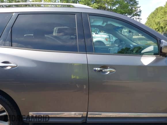 2016 Nissan Pathfinder Platinum with VIN 5N1AR2MMXGC604761, listed as a IAAI auction lot 42841624 with 109,387 mi miles and . Bid and sale history available at DreamBid. Image 13.