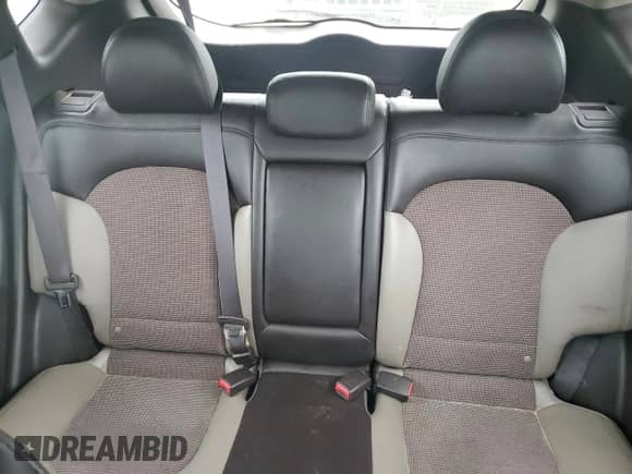 2012 Hyundai Tucson GLS with VIN KM8JU3AC4CU417276, listed as a Copart auction lot 81902285 with 164,506 mi miles and Clean title. Bid and sale history available at DreamBid. Image 10.