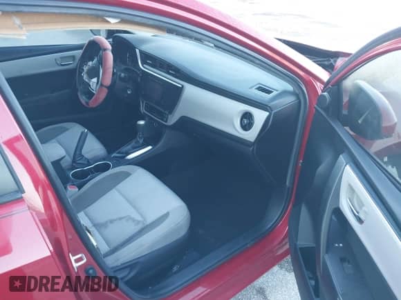 2019 Toyota Corolla SE с VIN 2T1BURHE6KC180613, выставлен на аукционе IAAI как лот 43258367 с пробегом 97 322 миль миль и . История ставок и продаж доступна на DreamBid. Изображение 5.