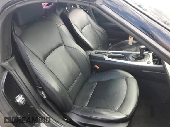 2006 BMW Z4 3.0i с VIN 4USBU33536LW58869, выставлен на аукционе Copart как лот 65066365 с пробегом 74 368 миль миль и Списание • Salvage title. История ставок и продаж доступна на DreamBid. Изображение 10.