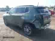 2017 Jeep Compass Latitude с VIN 3C4NJDBB0HT672132, выставлен на аукционе IAAI как лот 43142115 с пробегом 102 808 миль миль и . История ставок и продаж доступна на DreamBid. Изображение 3.