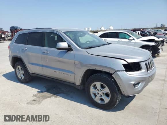 2016 Jeep Grand Cherokee Laredo with VIN 1C4RJFAG7GC471929, listed as a Copart auction lot 80188495 with 151,355 mi miles and Salvage title. Bid and sale history available at DreamBid. Image 4.