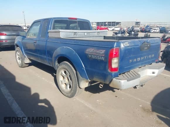 2001 Nissan Frontier SVE z VIN 1N6MD26Y11C368926, wystawiony jako IAAI lot #41054779 z przebiegiem 182 621 mil mil oraz . Historia ofert i sprzedaży dostępna na DreamBid. Obrazek 3.