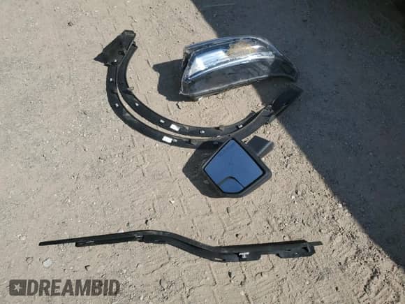 2018 Ford F-150 XL z VIN 1FTMF1CB2JKD31123, wystawiony jako Copart lot #80104685 z przebiegiem 139 201 mil mil oraz Szkoda całkowita • Salvage title. Historia ofert i sprzedaży dostępna na DreamBid. Obrazek 12.