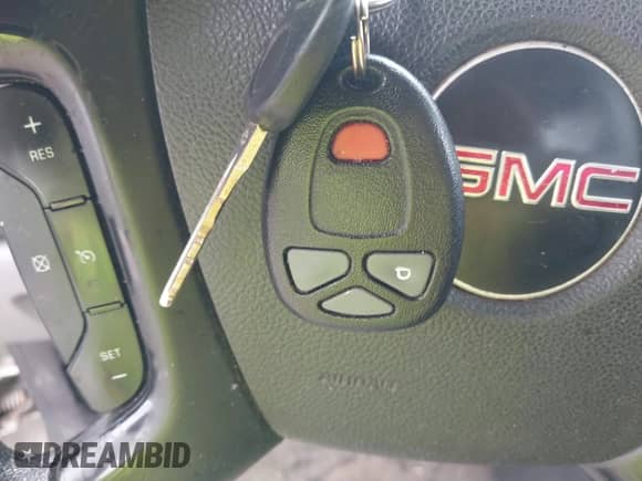 2011 GMC Sierra 1500 Work Truck with VIN 1GTN1TEA4BZ376298, listed as a IAAI auction lot 42670857 with 240,863 mi miles and . Bid and sale history available at DreamBid. Image 11.