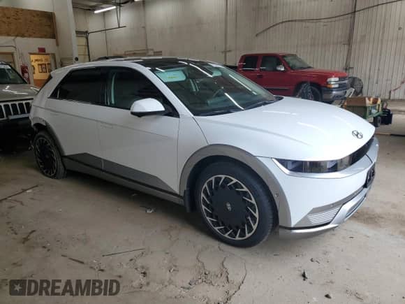 2024 Hyundai Ioniq 5 Limited с VIN KM8KRDDF1RU285426, выставлен на аукционе Copart как лот 71641795 с пробегом 8 028 миль миль и Списание • Salvage title. История ставок и продаж доступна на DreamBid. Изображение 4.