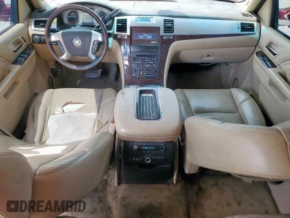 2014 Cadillac Escalade Luxury with VIN 1GYS3BEF5ER191839, listed as a Copart auction lot 64939405 with 205,042 mi miles and Salvage title. Bid and sale history available at DreamBid. Image 8.