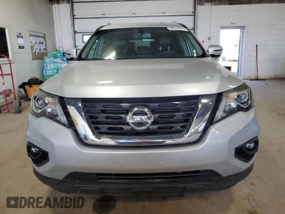 2018 Nissan Pathfinder S with VIN 5N1DR2MN7JC609428, listed as a Copart auction lot 84059525 with 58,404 mi miles and Clean title. Bid and sale history available at DreamBid. Image 5.