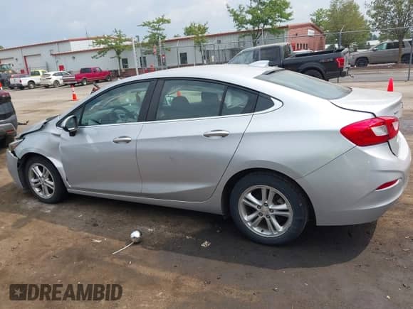 2017 Chevrolet Cruze LT with VIN 1G1BE5SM4H7154150, listed as a IAAI auction lot 42912245 with 73,914 mi miles and . Bid and sale history available at DreamBid. Image 14.