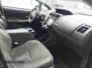 2012 Toyota Prius Two z VIN JTDZN3EU8C3057247, wystawiony jako IAAI lot #42992172 z przebiegiem 166 941 mil mil oraz . Historia ofert i sprzedaży dostępna na DreamBid. Obrazek 5.