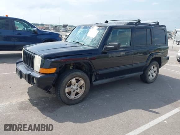 2006 Jeep Commander с VIN 1J8HG48K76C238097, выставлен на аукционе IAAI как лот 42721101 с пробегом 189 698 миль миль и . История ставок и продаж доступна на DreamBid. Изображение 2.