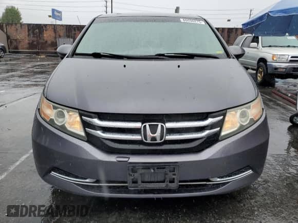 2015 Honda Odyssey EX z VIN 5FNRL5H40FB123262, wystawiony jako Copart lot #86698875 z przebiegiem 159 113 mil mil oraz Czysty tytuł • Clean title. Historia ofert i sprzedaży dostępna na DreamBid. Obrazek 5.