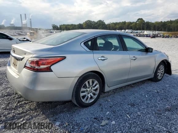 2015 Nissan Altima S with VIN 1N4AL3AP0FC450141, listed as a Copart auction lot 81756025 with 198,420 mi miles and Salvage title. Bid and sale history available at DreamBid. Image 3.