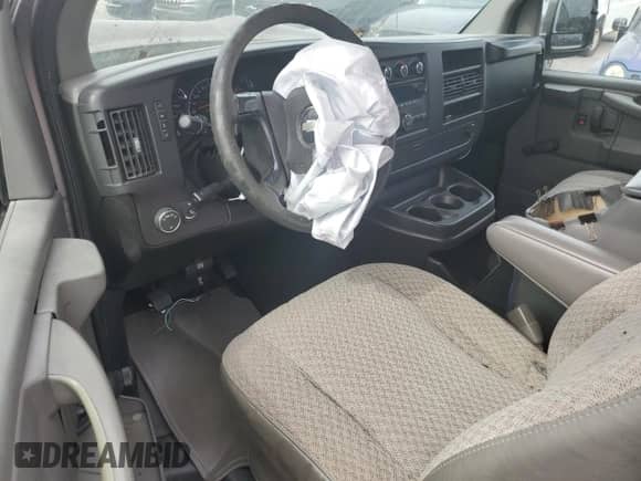 2008 Chevrolet Express Cargo with VIN 1GCFG15X581129200, listed as a Copart auction lot 80900905 with Not provided miles and Salvage title. Bid and sale history available at DreamBid. Image 8.
