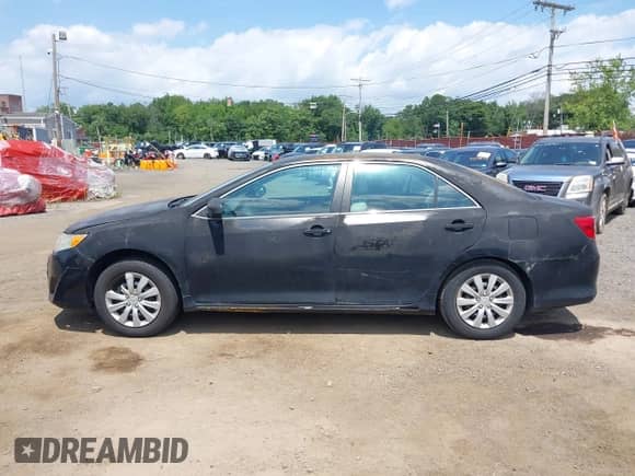 2014 Toyota Camry LE с VIN 4T1BD1FK9EU098307, выставлен на аукционе IAAI как лот 42795767 с пробегом 197 666 миль миль и . История ставок и продаж доступна на DreamBid. Изображение 17.