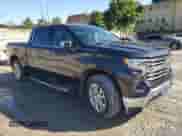 2024 Chevrolet Silverado 1500 z VIN 3GCPAEE80RG288621, wystawiony jako Copart lot #77866144 z przebiegiem 5 492 mil mil oraz Szkoda całkowita • Salvage title. Historia ofert i sprzedaży dostępna na DreamBid. Obrazek 4.
