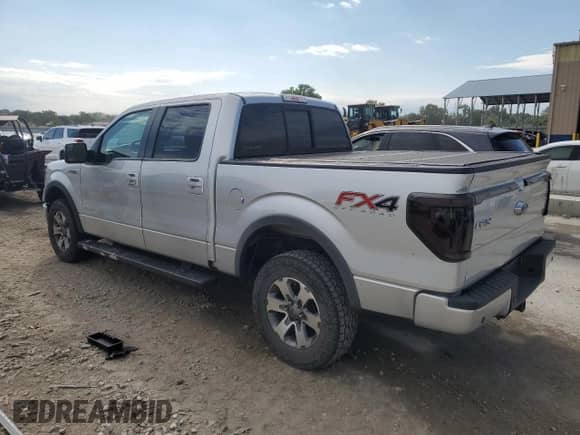 2013 Ford F-150 Lariat z VIN 1FTFW1ET9DKD98627, wystawiony jako Copart lot #70766665 z przebiegiem 171 612 mil mil oraz Szkoda całkowita • Salvage title. Historia ofert i sprzedaży dostępna na DreamBid. Obrazek 2.