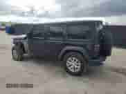 2023 Jeep Wrangler Sport S с VIN 1C4HJXDG7PW622554, выставлен на аукционе Copart как лот 68541315 с пробегом 29 681 миль миль и Списание • Salvage title. История ставок и продаж доступна на DreamBid. Изображение 2.