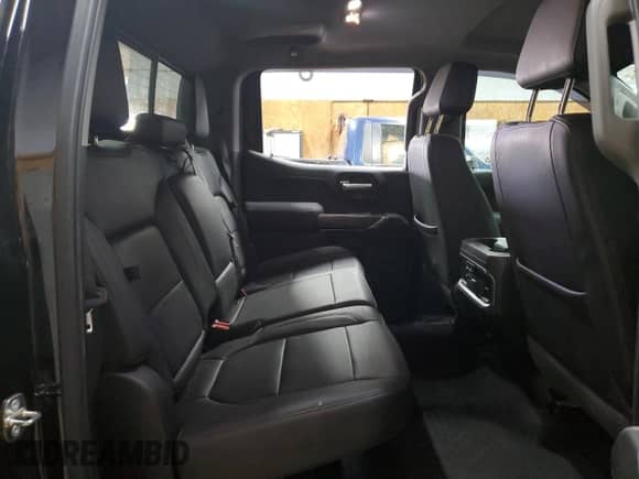 2019 Chevrolet Silverado 1500 LTZ z VIN 1GCUYGEL9KZ266699, wystawiony jako Copart lot #81894955 z przebiegiem 91 623 mil mil oraz Czysty tytuł • Clean title. Historia ofert i sprzedaży dostępna na DreamBid. Obrazek 10.