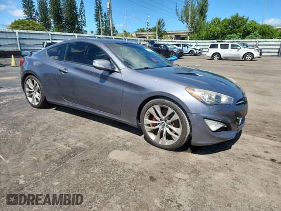 2015 Hyundai Genesis Coupe Ultimate с VIN KMHHU6KJXFU130056, выставлен на аукционе Copart как лот 81884585 с пробегом 86 923 миль миль и Списание • Salvage title. История ставок и продаж доступна на DreamBid. Изображение 4.
