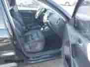 2011 Volkswagen Tiguan S z VIN WVGAV7AX3BW528783, wystawiony jako IAAI lot #43495326 z przebiegiem 156 400 mil mil oraz . Historia ofert i sprzedaży dostępna na DreamBid. Obrazek 5.