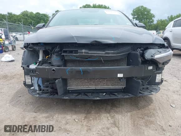 2024 Hyundai Elantra SEL with VIN KMHLM4DG9RU675914, listed as a IAAI auction lot 42676359 with 21,059 mi miles and . Bid and sale history available at DreamBid. Image 6.