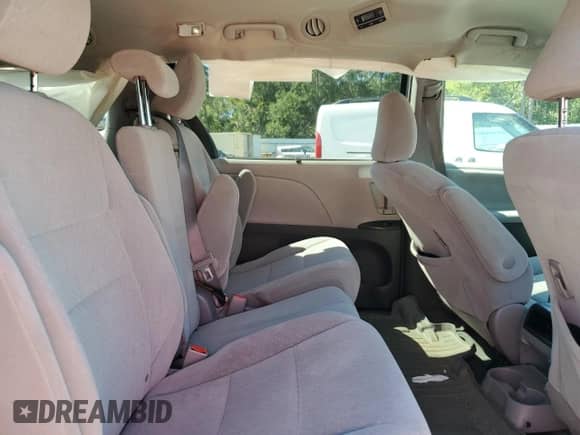 2015 Toyota Sienna LE AAS with VIN 5TDKK3DC6FS574147, listed as a Copart auction lot 72018945 with 134,463 mi miles and Salvage title. Bid and sale history available at DreamBid. Image 11.