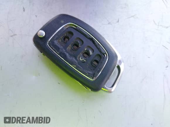 2015 Hyundai Sonata SE with VIN 5NPE24AF6FH013986, listed as a IAAI auction lot 43483519 with 141,913 mi miles and . Bid and sale history available at DreamBid. Image 11.