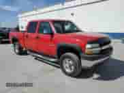 2002 Chevrolet Silverado 2500HD LS z VIN 1GCHK23102F240257, wystawiony jako Copart lot #62684725 z przebiegiem 277 976 mil mil oraz Czysty tytuł • Clean title. Historia ofert i sprzedaży dostępna na DreamBid. Obrazek 4.