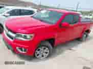 2018 Chevrolet Colorado 4WD LT z VIN 1GCHTCEN0J1137385, wystawiony jako IAAI lot #42415175 z przebiegiem 85 461 mil mil oraz . Historia ofert i sprzedaży dostępna na DreamBid. Obrazek 17.