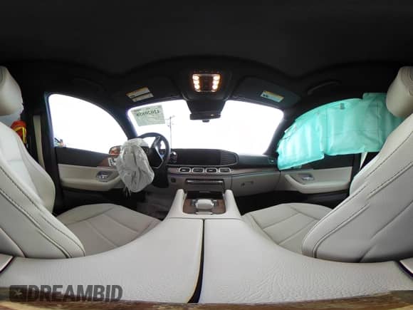 2025 Mercedes-Benz GLS 450 с VIN 4JGFF5KE0SB370379, выставлен на аукционе IAAI как лот 42020858 с пробегом 1 460 миль миль и . История ставок и продаж доступна на DreamBid. Изображение 18.