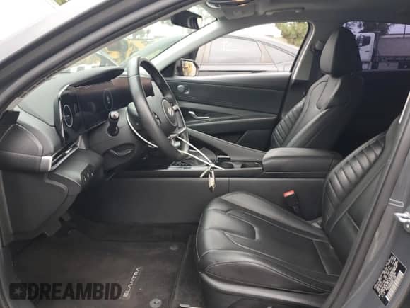 2024 Hyundai Elantra Limited with VIN KMHLN4DJ2RU106086, listed as a Copart auction lot 81509095 with 37,393 mi miles and Salvage title. Bid and sale history available at DreamBid. Image 7.