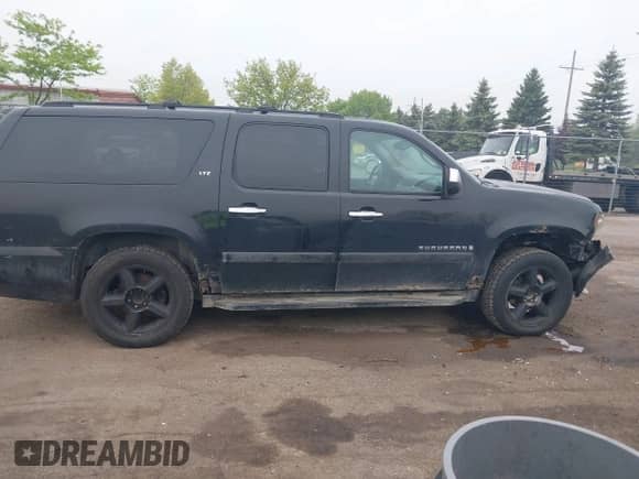 2008 Chevrolet Suburban 2LT с VIN 3GNFK16378G196495, выставлен на аукционе IAAI как лот 42257403 с пробегом 238 143 миль миль и . История ставок и продаж доступна на DreamBid. Изображение 13.