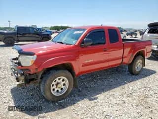 2015 Toyota Tacoma PreRunner with VIN 5TFTU4GN8FX086491, listed as a Copart auction lot 57447685 with 327,513 mi miles and Clean title. Bid and sale history available at DreamBid. Image 1.