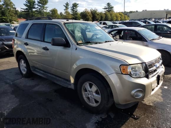 2011 Ford Escape XLT with VIN 1FMCU9DG3BKC24489, listed as a Copart auction lot 72037215 with 163,399 mi miles and Clean title. Bid and sale history available at DreamBid. Image 4.