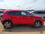 2021 Mitsubishi Outlander ES z VIN JA4ARUAU3MU019380, wystawiony jako IAAI lot #42869543 z przebiegiem 47 305 mil mil oraz . Historia ofert i sprzedaży dostępna na DreamBid. Obrazek 13.