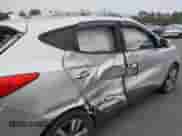 2014 Hyundai Tucson Limited z VIN KM8JU3AG0EU933074, wystawiony jako IAAI lot #41532272 z przebiegiem 158 076 mil mil oraz . Historia ofert i sprzedaży dostępna na DreamBid. Obrazek 20.