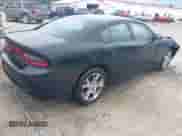 2016 Dodge Charger SE z VIN 2C3CDXFG4GH294267, wystawiony jako IAAI lot #41887393 z przebiegiem 117 649 mil mil oraz . Historia ofert i sprzedaży dostępna na DreamBid. Obrazek 4.