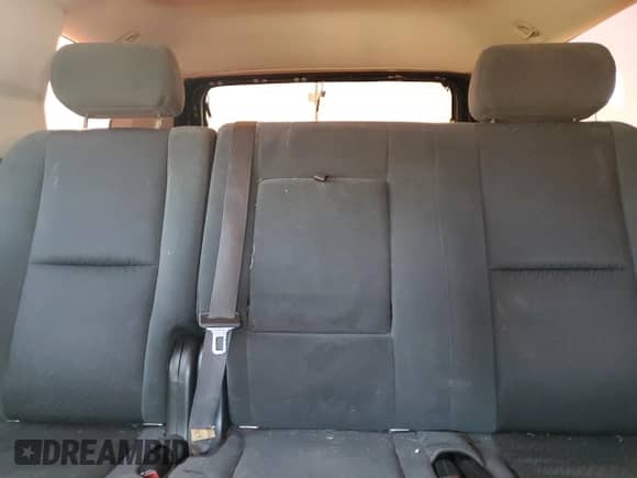 2011 Chevrolet Tahoe LT с VIN 1GNSCBE07BR128830, выставлен на аукционе Copart как лот 82393635 с пробегом 197 673 миль миль и Списание • Salvage title. История ставок и продаж доступна на DreamBid. Изображение 10.