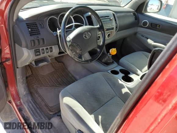 2009 Toyota Tacoma z VIN 5TEUX42N19Z651230, wystawiony jako Copart lot #81278435 z przebiegiem 265 137 mil mil oraz Szkoda całkowita • Salvage title. Historia ofert i sprzedaży dostępna na DreamBid. Obrazek 8.