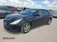 2013 Hyundai Sonata GLS z VIN 5NPEB4AC6DH741617, wystawiony jako Copart lot #85000525 z przebiegiem 112 587 mil mil oraz Szkoda całkowita • Salvage title. Historia ofert i sprzedaży dostępna na DreamBid. Obrazek 1.