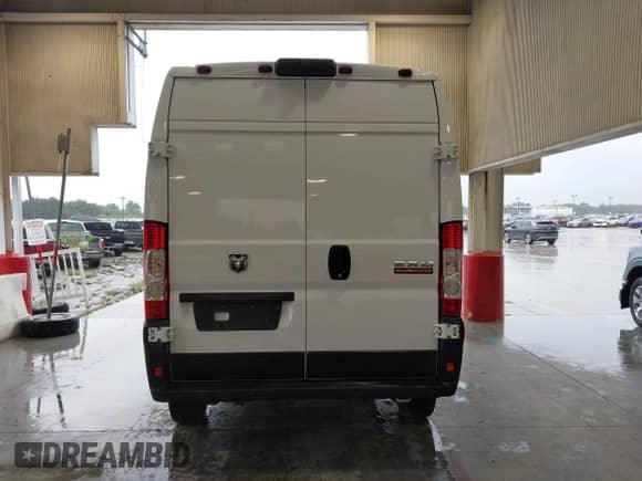 2019 Ram ProMaster Cargo z VIN 3C6TRVDG2KE515235, wystawiony jako IAAI lot #42744738 z przebiegiem 88 721 mil mil oraz . Historia ofert i sprzedaży dostępna na DreamBid. Obrazek 17.