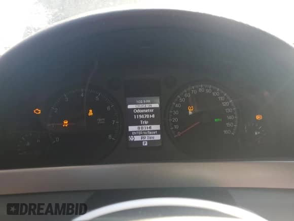 2013 Chevrolet Caprice with VIN 6G1MK5R20DL828983, listed as a Copart auction lot 57186815 with 119,478 mi miles and Clean title. Bid and sale history available at DreamBid. Image 9.