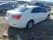 2015 Chevrolet Malibu LS z VIN 1G11B5SLXFU150789, wystawiony jako IAAI lot #43218626 z przebiegiem 205 805 mil mil oraz . Historia ofert i sprzedaży dostępna na DreamBid. Obrazek 4.