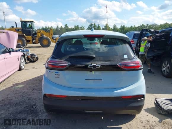2022 Chevrolet Bolt EV 1LT с VIN 1G1FW6S01N4123923, выставлен на аукционе IAAI как лот 43150699 с пробегом 18 951 миль миль и . История ставок и продаж доступна на DreamBid. Изображение 16.