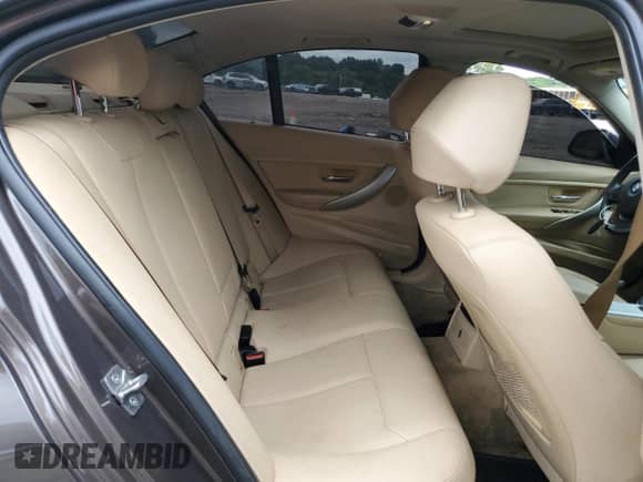 2013 BMW 3 Series 328i xDrive с VIN WBA3B5C55DF596430, выставлен на аукционе Copart как лот 66877875 с пробегом 112 891 миль миль и Списание • Salvage title. История ставок и продаж доступна на DreamBid. Изображение 10.