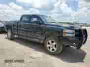 2011 Chevrolet Silverado 2500HD LTZ z VIN 1GC1KYC83BF215855, wystawiony jako Copart lot #68913305 z przebiegiem 213 230 mil mil oraz Szkoda całkowita • Salvage title. Historia ofert i sprzedaży dostępna na DreamBid. Obrazek 4.