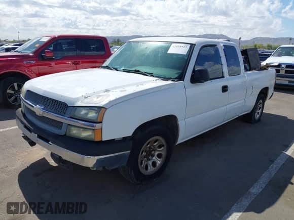 2005 Chevrolet Silverado 1500 LS with VIN 2GCEC19V351168700, listed as a IAAI auction lot 42018925 with 229,386 mi miles and . Bid and sale history available at DreamBid. Image 17.