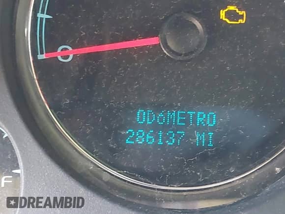 2008 Chevrolet Suburban 2LT с VIN 3GNFK16388G187899, выставлен на аукционе IAAI как лот 42748086 с пробегом 286 137 миль миль и . История ставок и продаж доступна на DreamBid. Изображение 7.