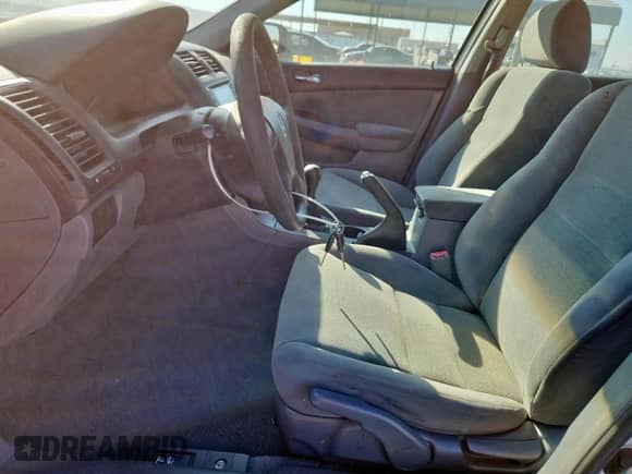 2006 Honda Accord VP с VIN 1HGCM55176A180162, выставлен на аукционе Copart как лот 84940565 с пробегом 252 156 миль миль и Чистый • Clean title. История ставок и продаж доступна на DreamBid. Изображение 7.